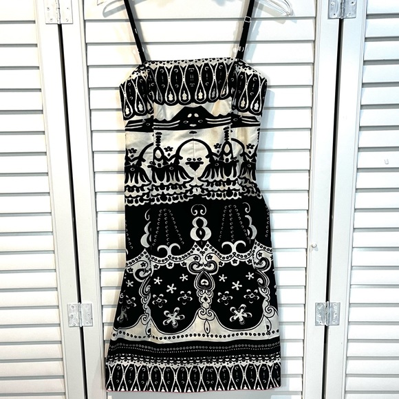 ivy jane Dresses & Skirts - Ivy Jane Spaghetti Strap Dress